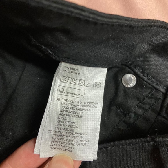 H&M NWOT Zip Leg Skinny Ankle Jeans - Picture 7 of 7